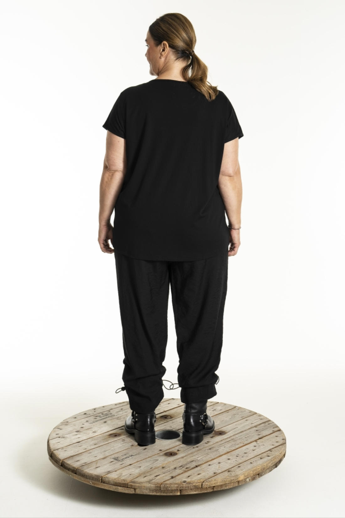 Hensia - T shirt