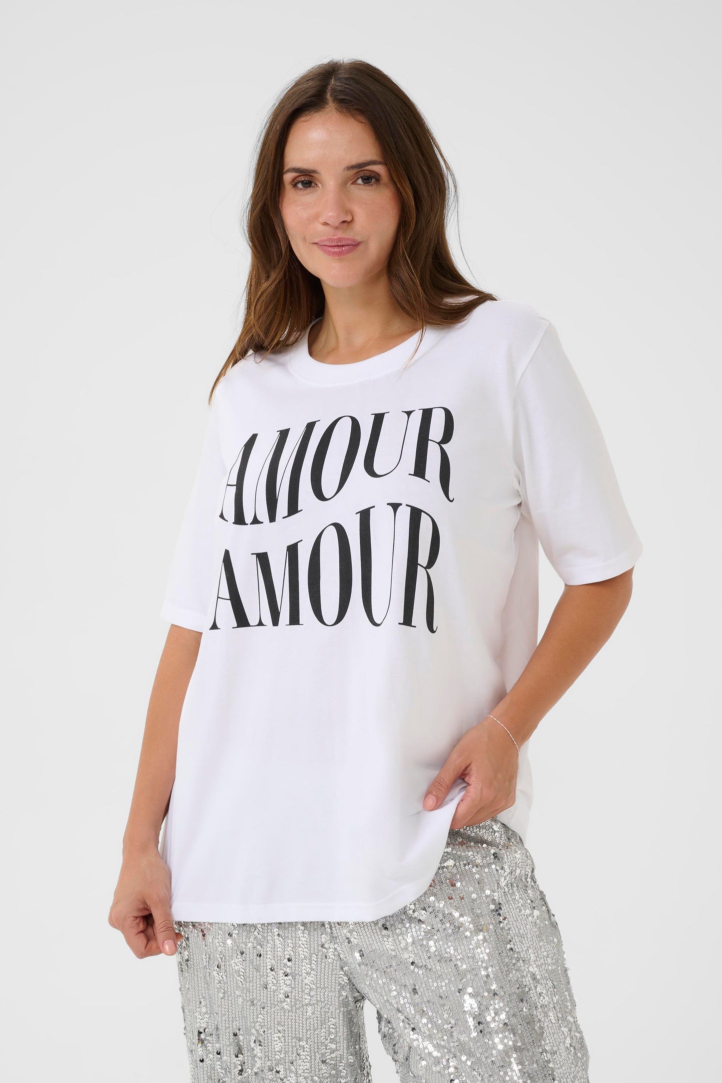 KCchari - T-Shirt